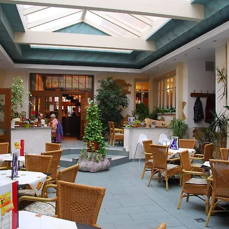 Adler 3* ルドルシュタット